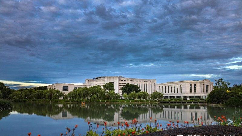 2025年电子产品批发价格表解析：揭秘行业趋势与选品关键**