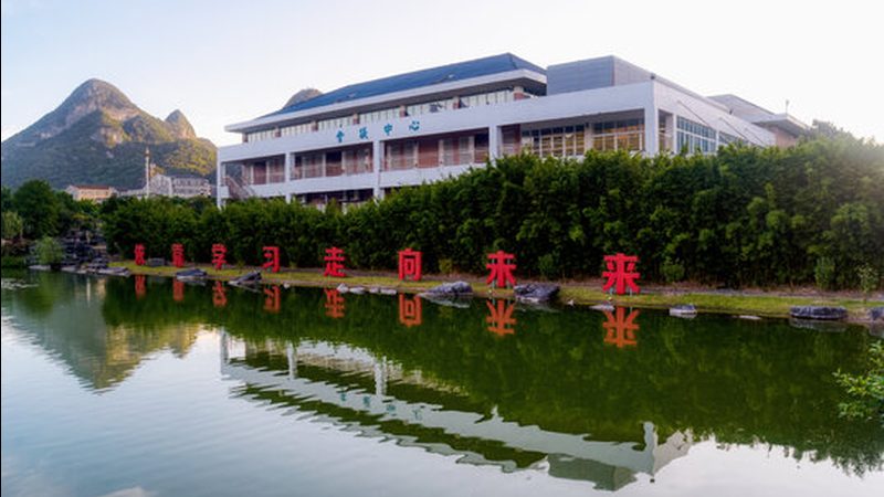 成都电子元件批发市场：开关电源配件的选购要点揭秘