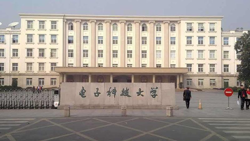 芯片定制开发：揭秘如何选择优质合作伙伴