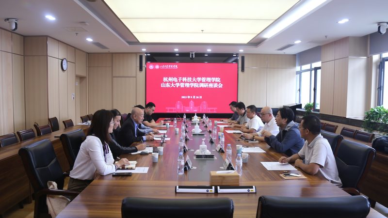 小批量贴片加工：揭秘其关键要素与选择之道